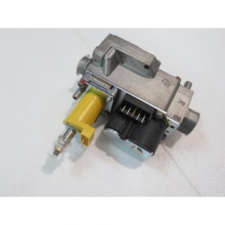 710660400  Газовый клапан (Baxi)