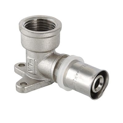 Угольник с креплением пресс d16х1/2В ValTec (VTm 254)